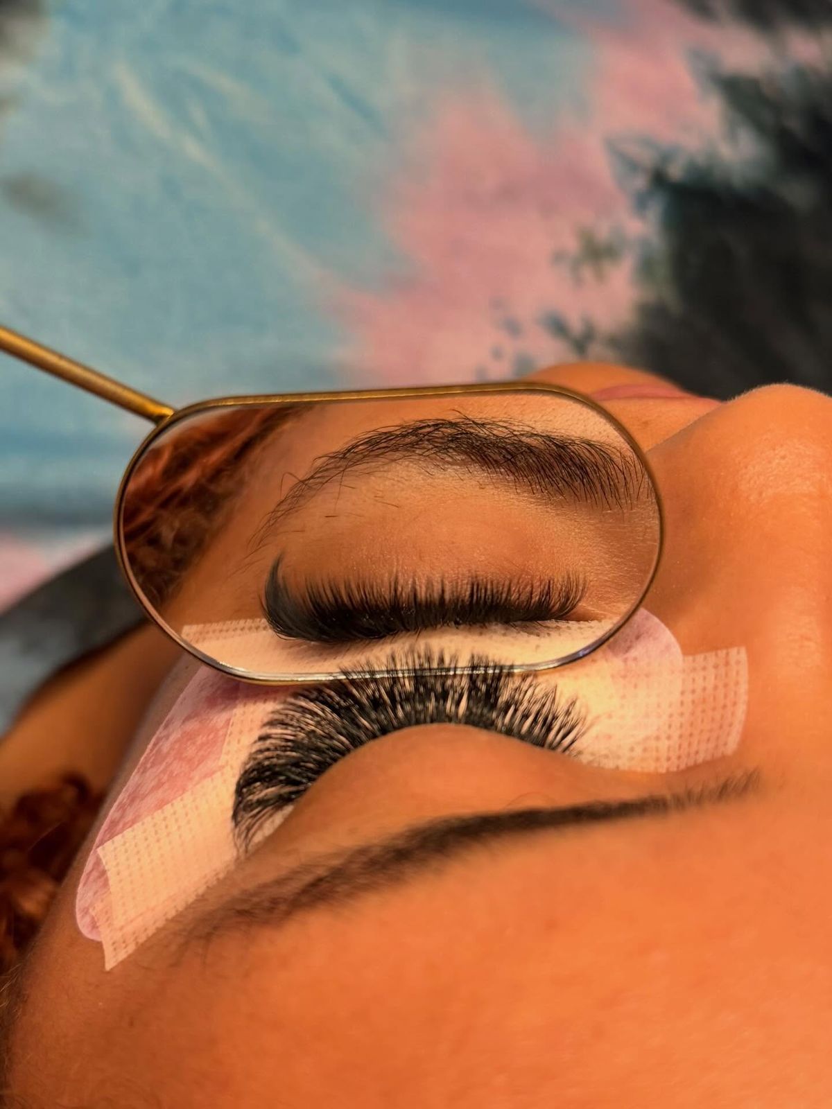 Volume set in a gold mirror